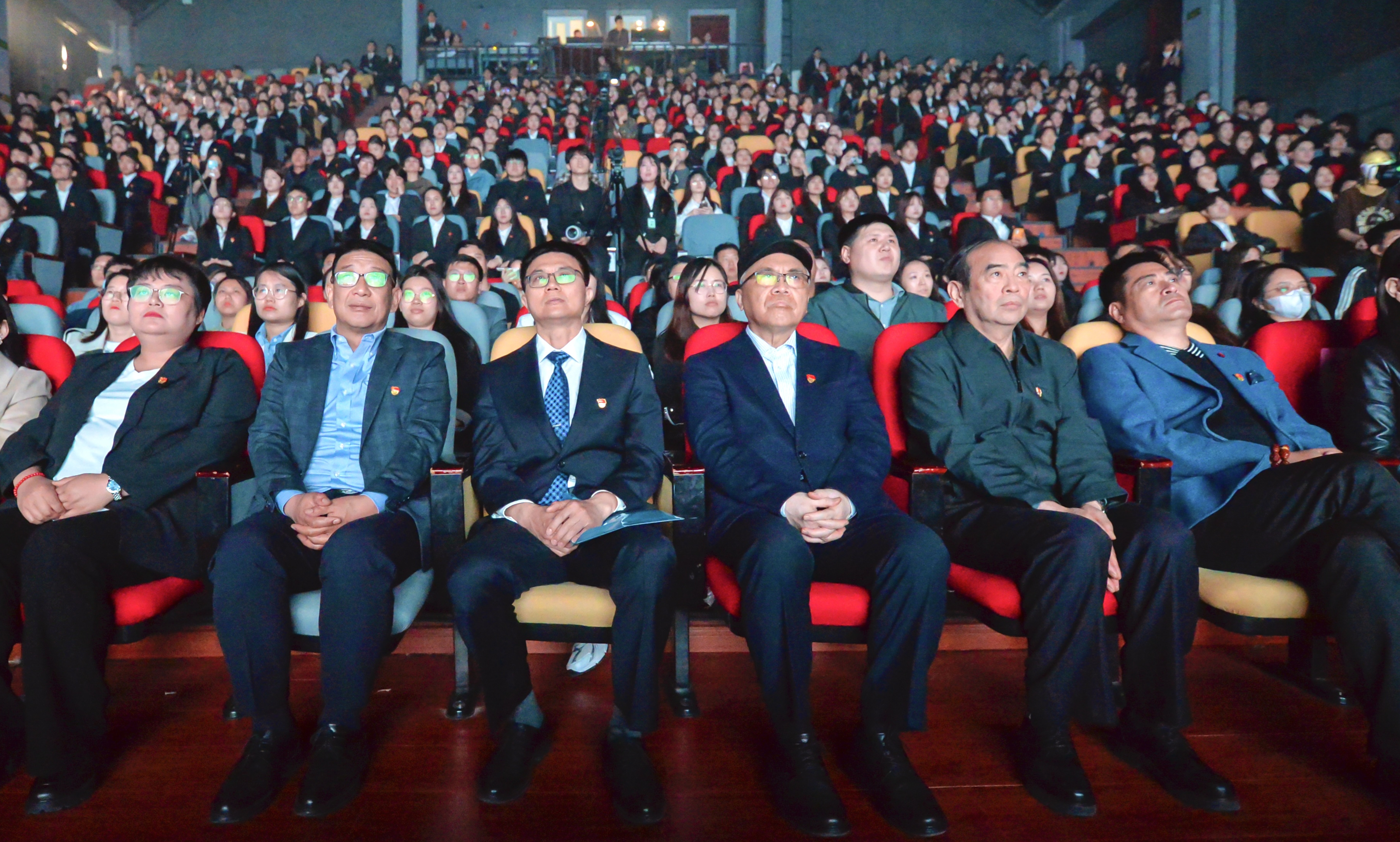 我校举行“学习二十大 永远跟党走 奋进新征程”五四表彰大会